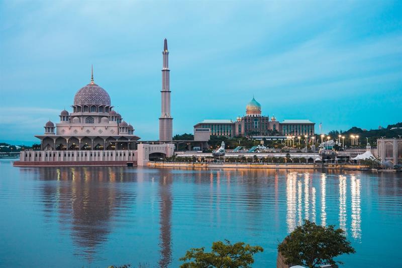 Zenith Hotel Putrajaya Exteriör bild